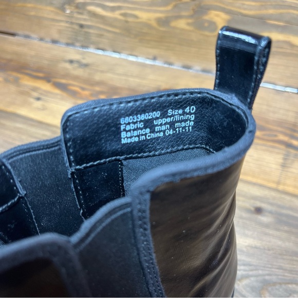 Dansko Vail Black Rain Boot Chelsea Patent Shiny Finish - Picture 7 of 7